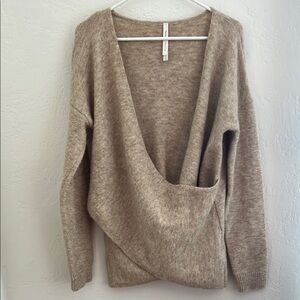 Artizia The Group Babaton Tan Bandini Alpaca Wool Wrap Sweater Small